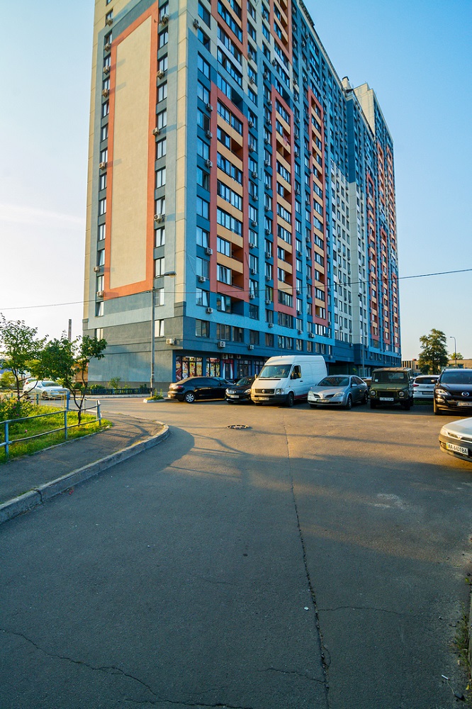 1-к квартира на сутки в Киеве Богатырская 6а, 17 этаж