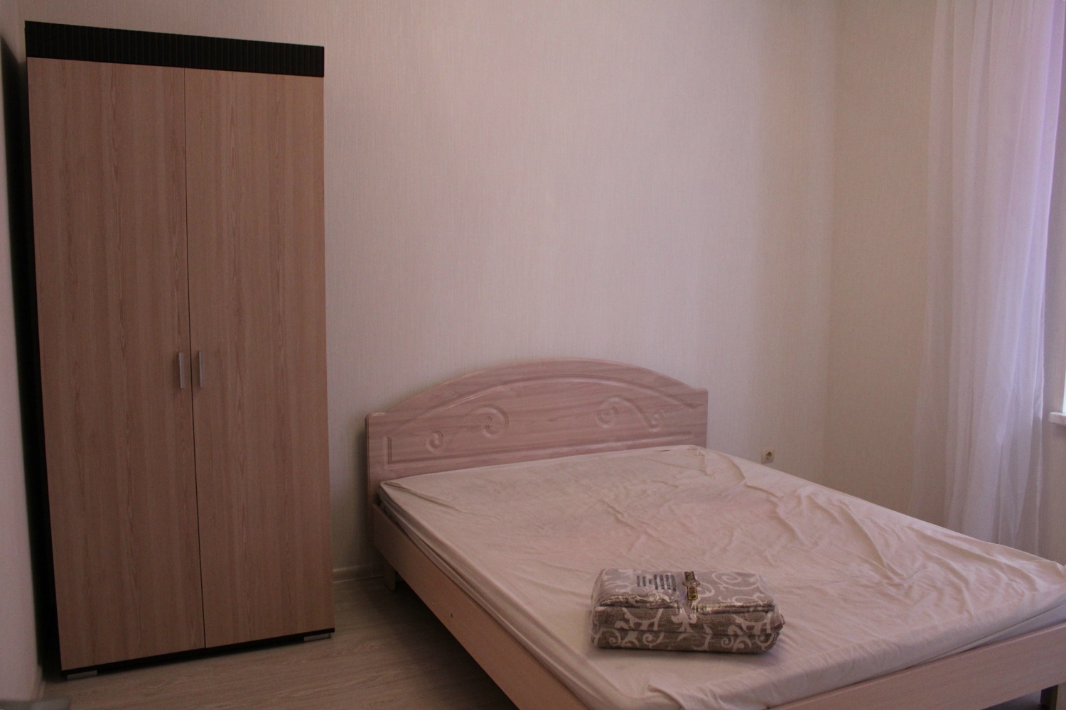2-bedroom apartment, P. Kalnischevskogo street 7, 4 section