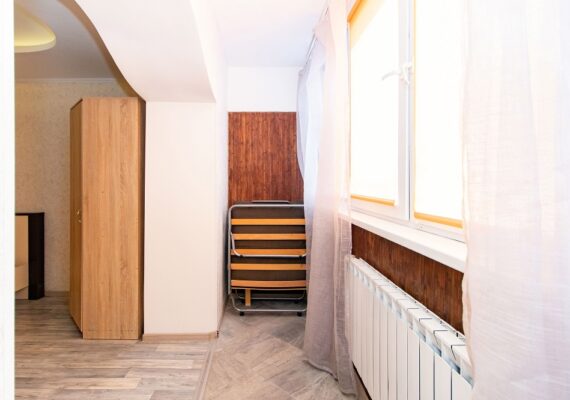3-bedrooms apartment on the obolonskiy avenue 40