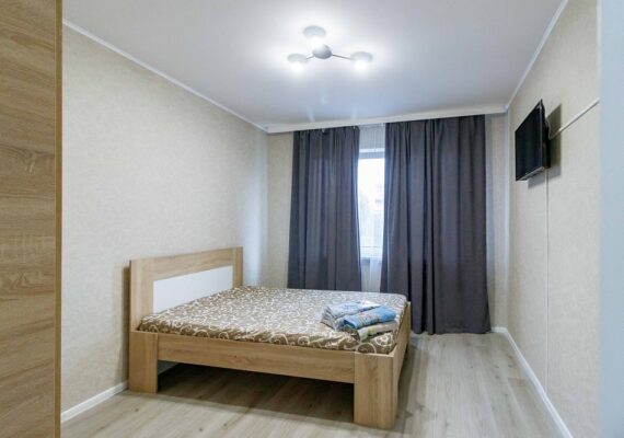 3-bedrooms apartment on the Ozerna street 26 (for navigation Obolon region)